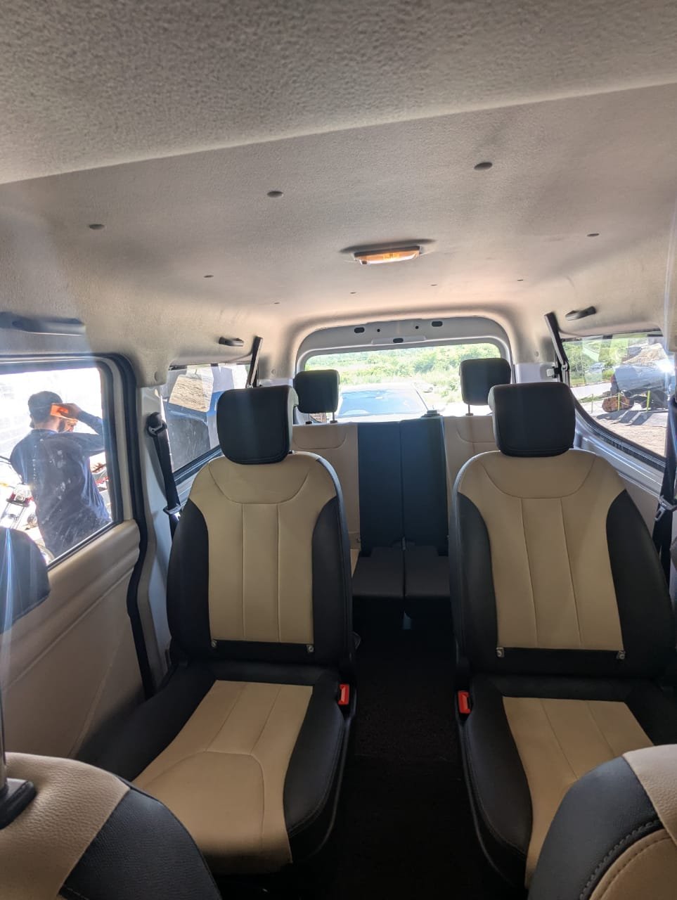 7 SEATER SAFARI FORLAND